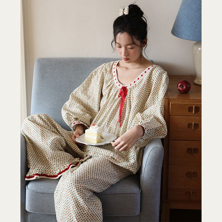 Vintage Floral Long Sleeve Pajama Set